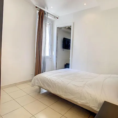 1 Bedroom Notre Dame Lägenhet Cannes